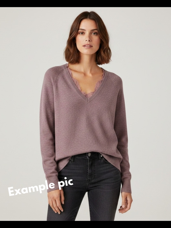 Reitmans Sweaters - Reitmans Size Small, EUC, Lace Detail V-Neck Sweater, Dusty Mauve, Lightweight